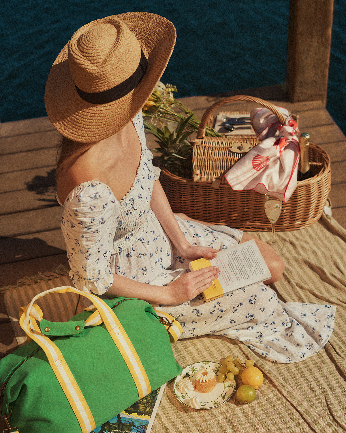 Bodhi Explorer and Washbag Travel Set