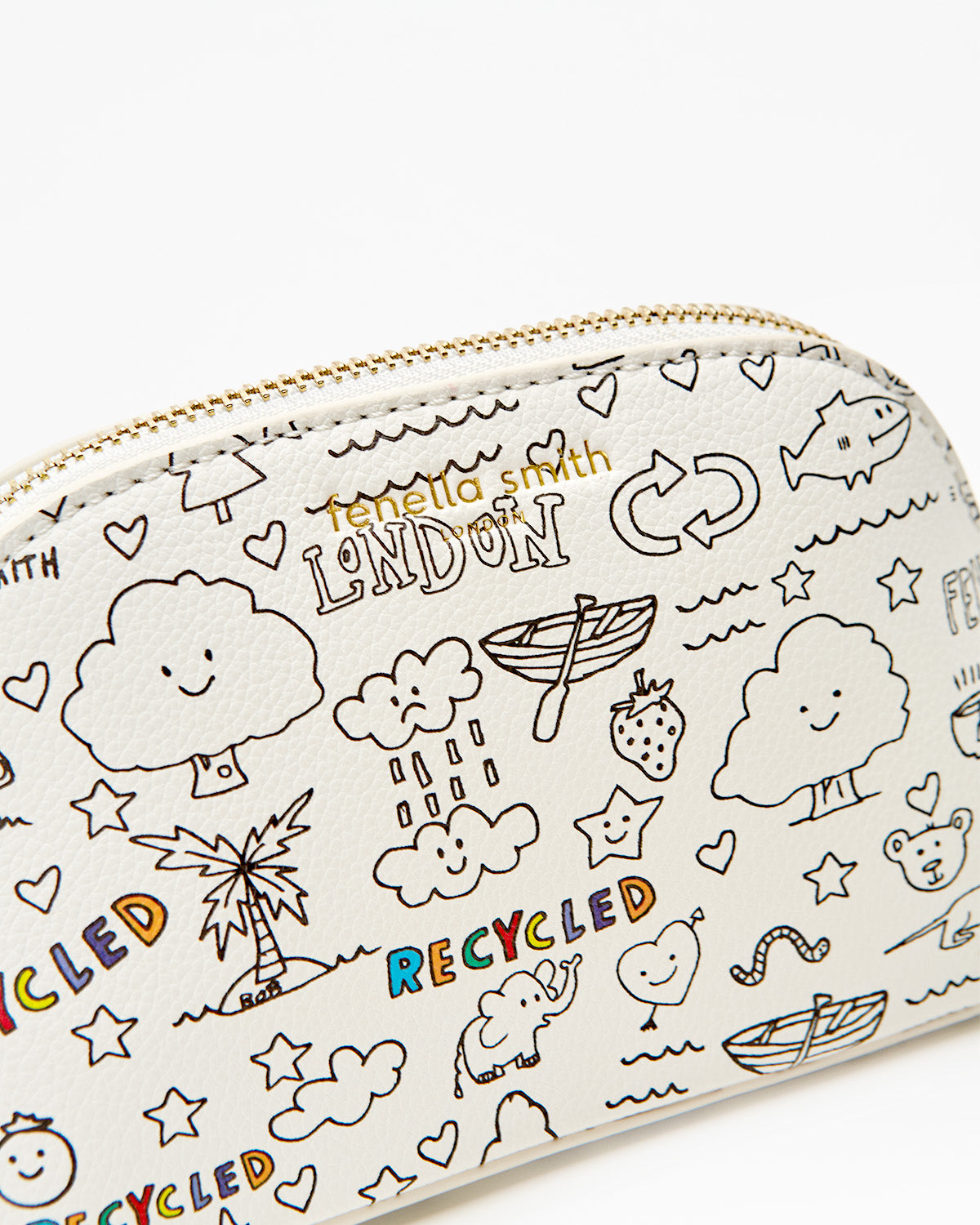 Oyster Cosmetic Case