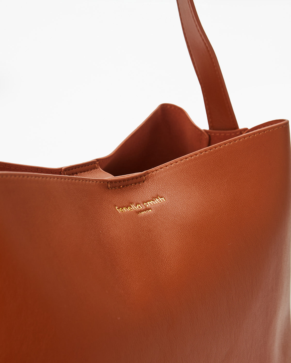 relove - Tan Rosie Bucket Bag