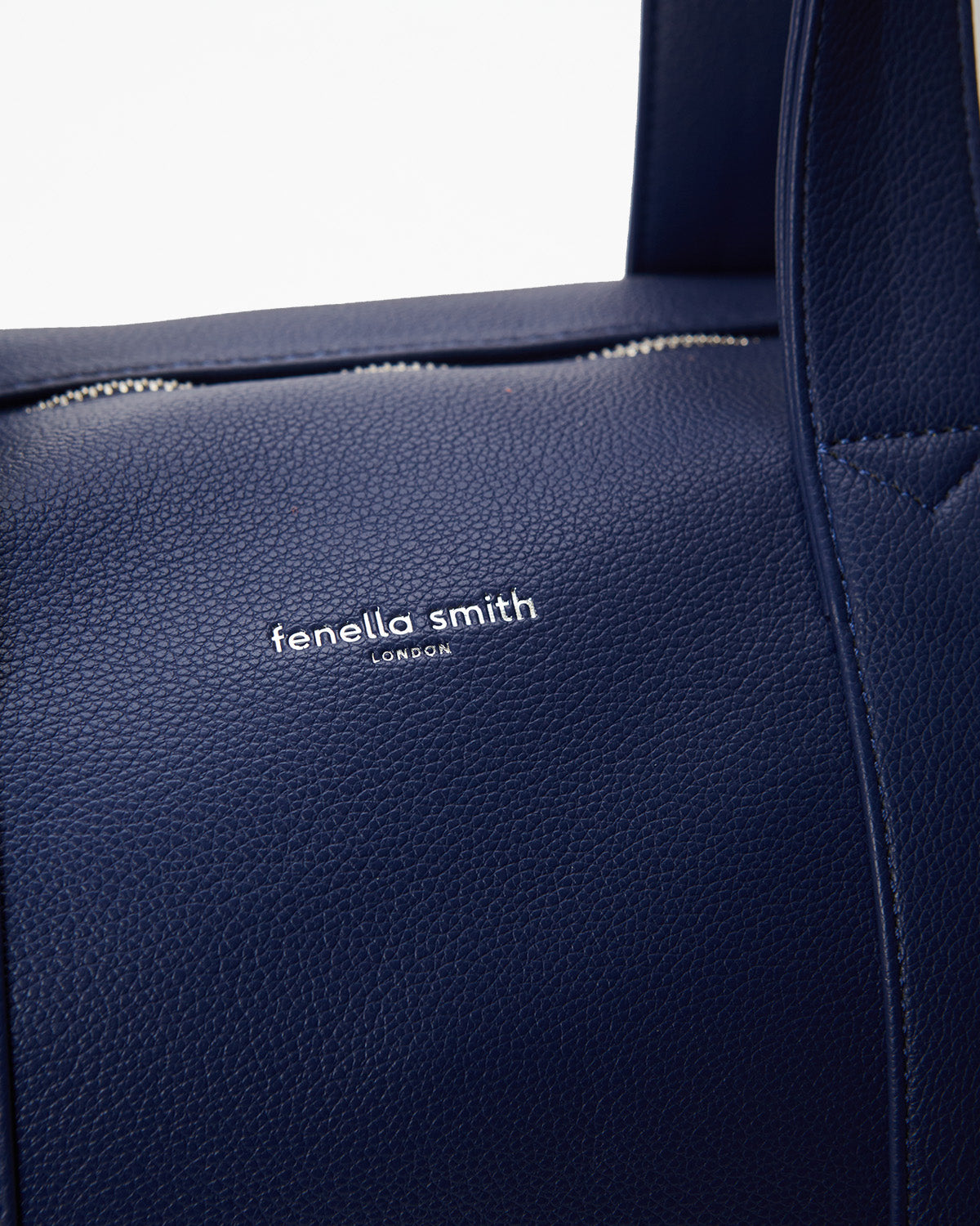relove - Navy Vegan Leather Weekender