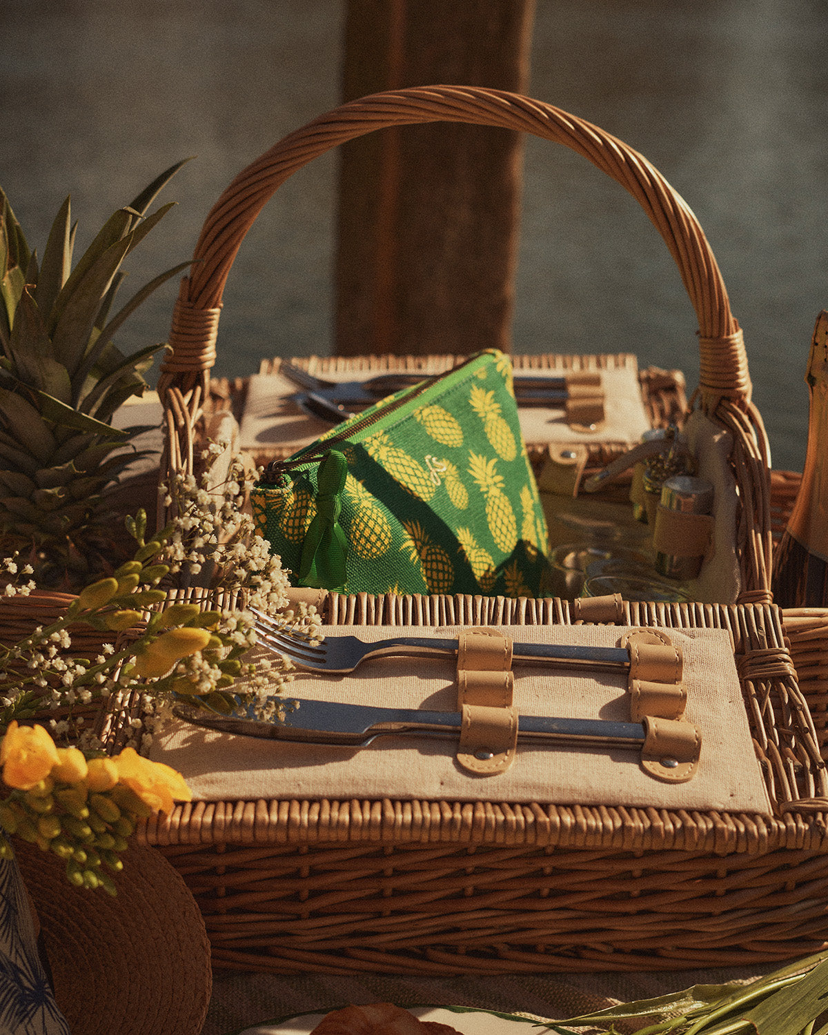 Bodhi Nomad and Washbag Travel Set
