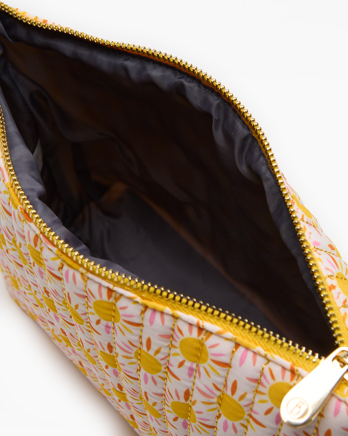 Lola Washbag