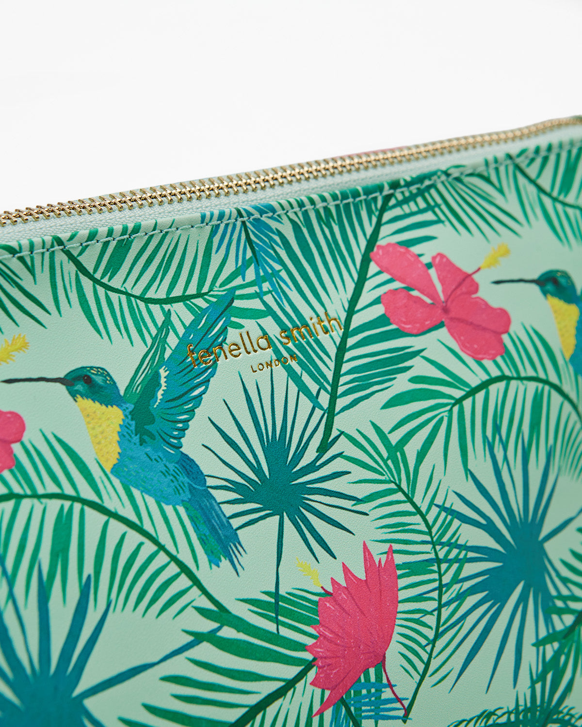 Lola Washbag