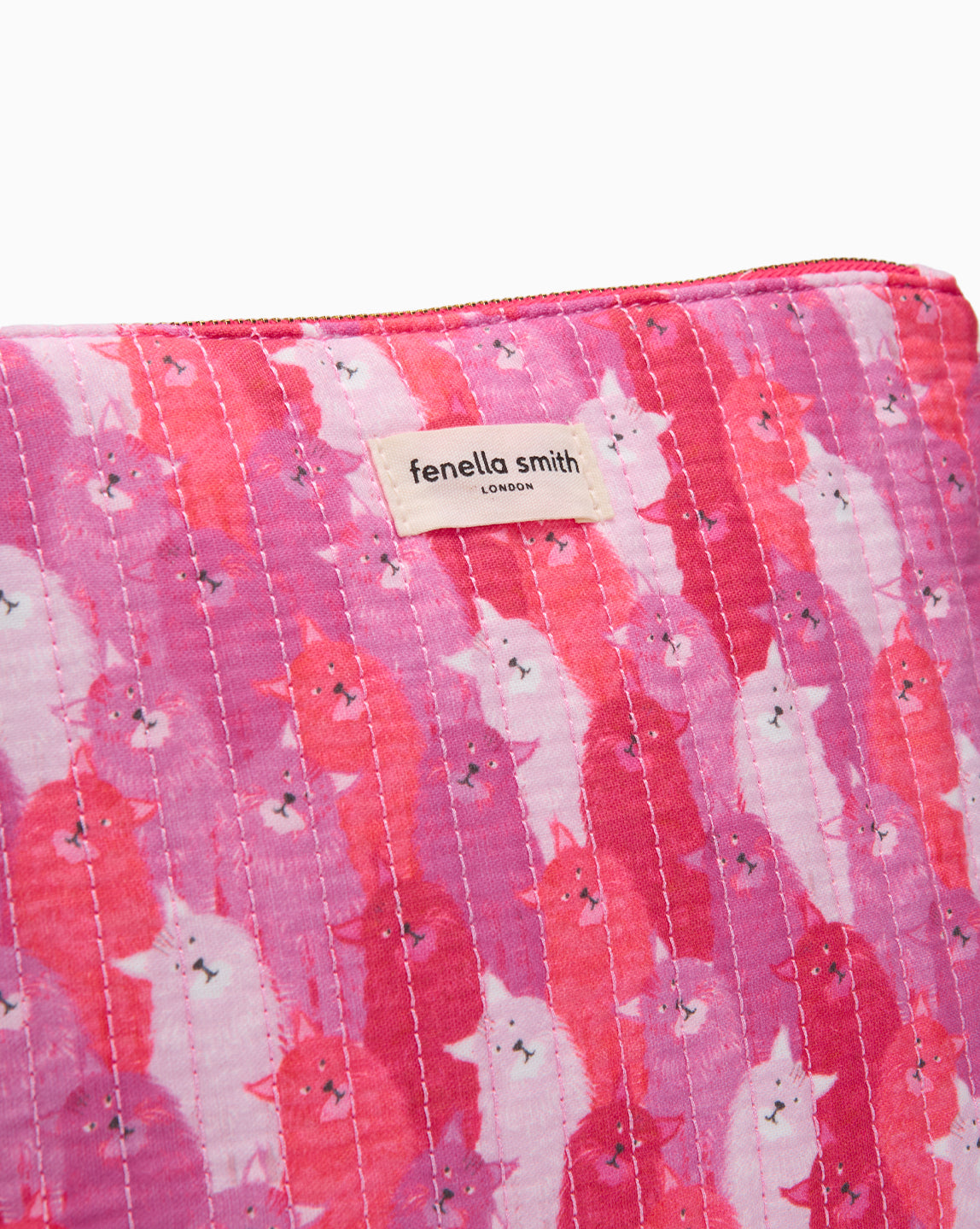 Lola Washbag