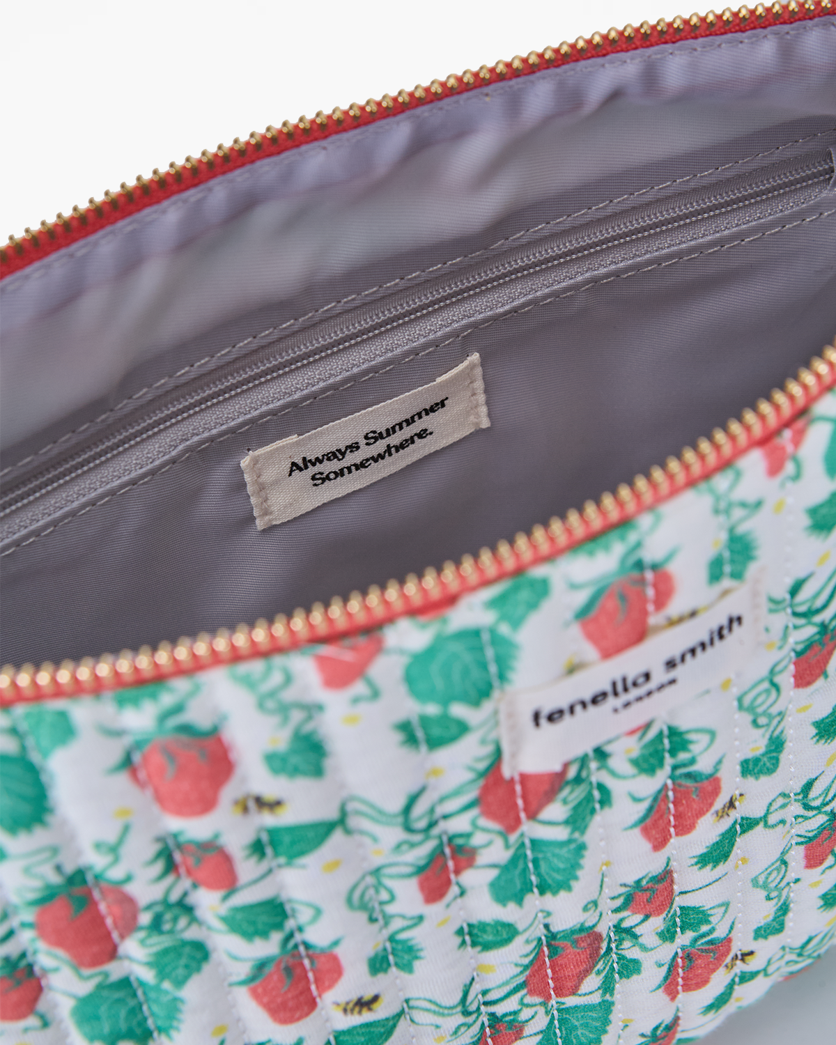 Lola Washbag