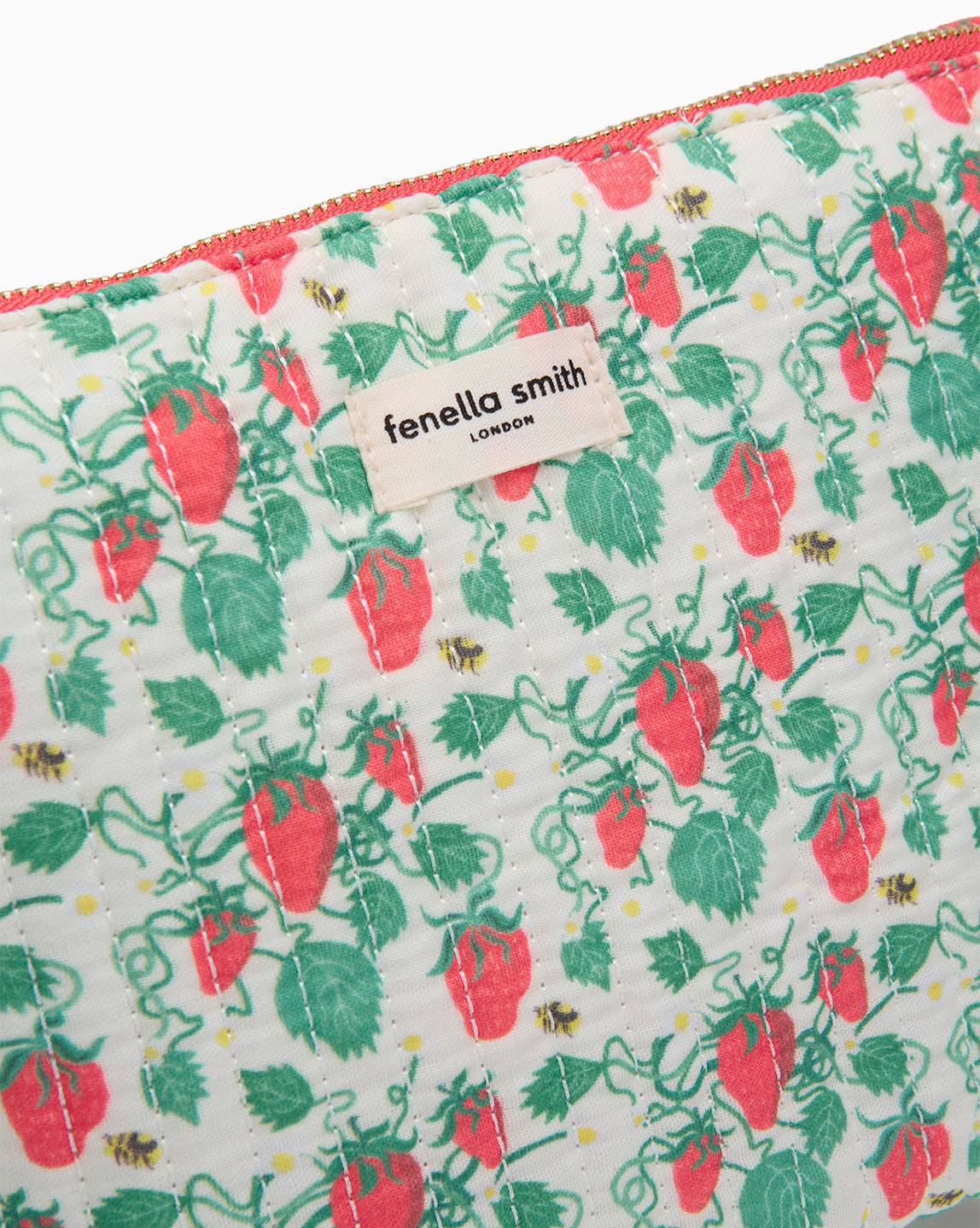 Lola Washbag